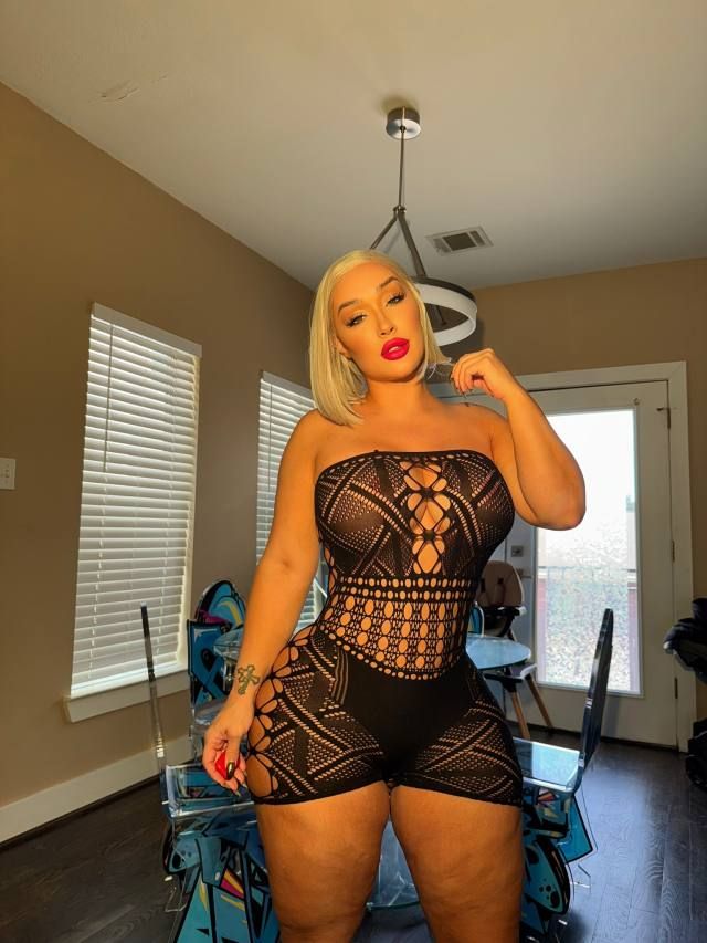 PAYMENT IN PERSON CASH 🚘 CAR NO DEPOSIT I DO BJ DOGGY CREAM PIE AND ANAL 💦🔥 I SWALLOW LOAD💦 I OFFER MASSAGE WITH HAPPY ENDING - Image 2